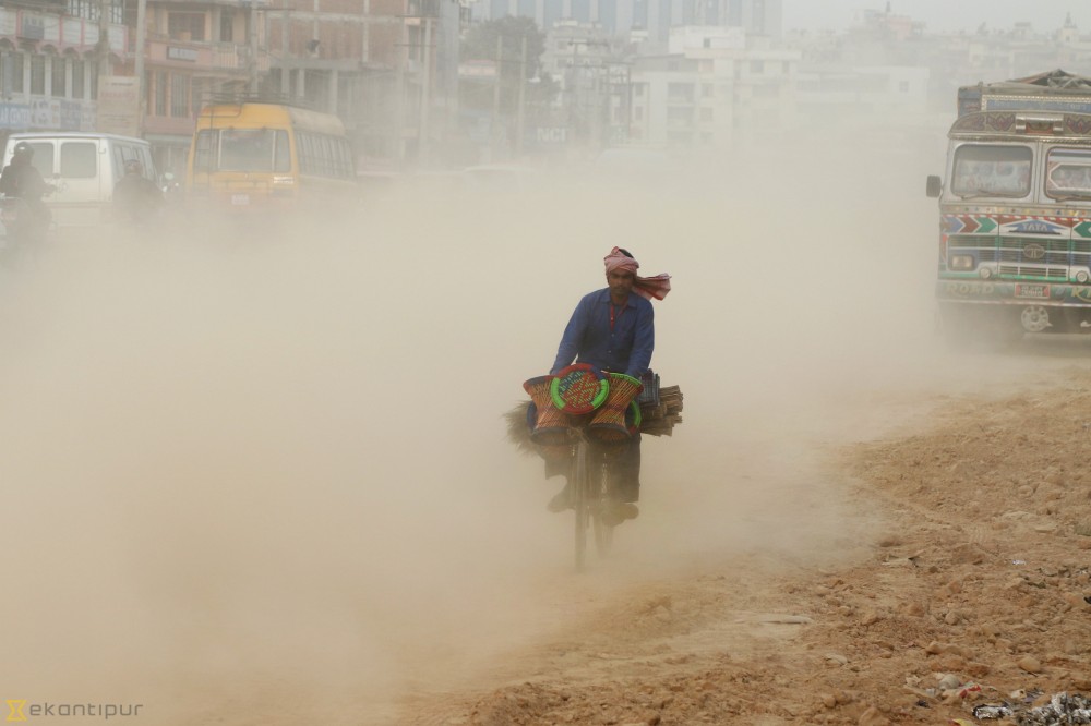 दिल्लीको धुलोले तराई प्रदूषित, काठमाडौँ नभित्रिने