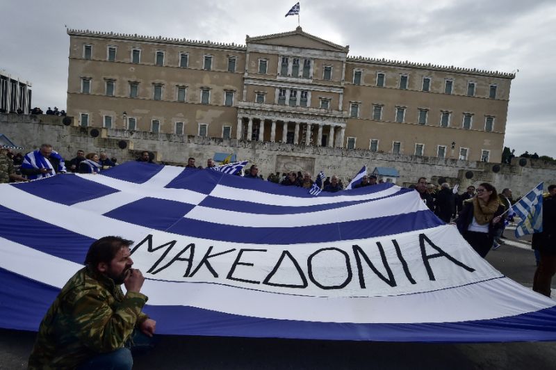 Scepticism in Greece and Macedonia over proposed name deal