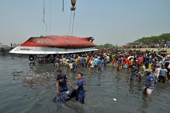 Bangladesh ferry disaster death toll hits 34