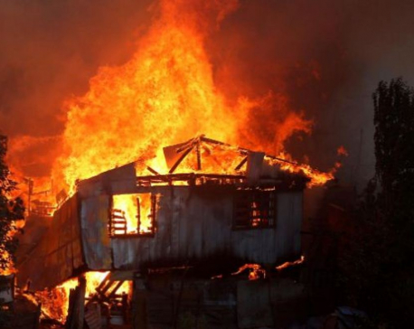 Property worth Rs 20 million gutted by fire at two cloth stores in Golbazar
