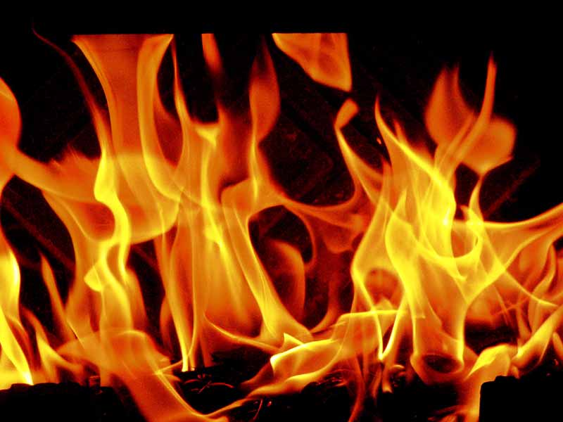 Fire engulfs shops causing loss of Rs 15 million