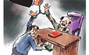 Engineer and technician expelled for taking bribe