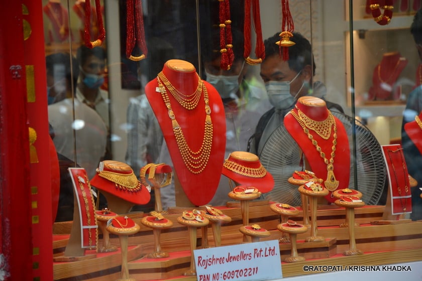 Record High: Gold prices reach new peak in Nepali market