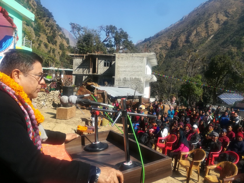 बैंकको उपस्थिति विना संघीय नेपालको समृद्धि सम्भव छैनः  गभर्नर नेपाल