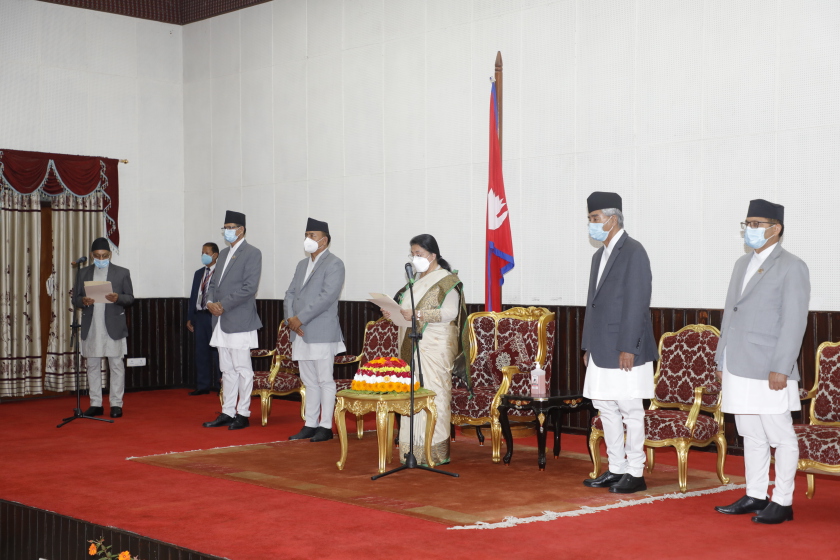 Newly appointed Province 2 Governor Mishra takes oath of office and secrecy