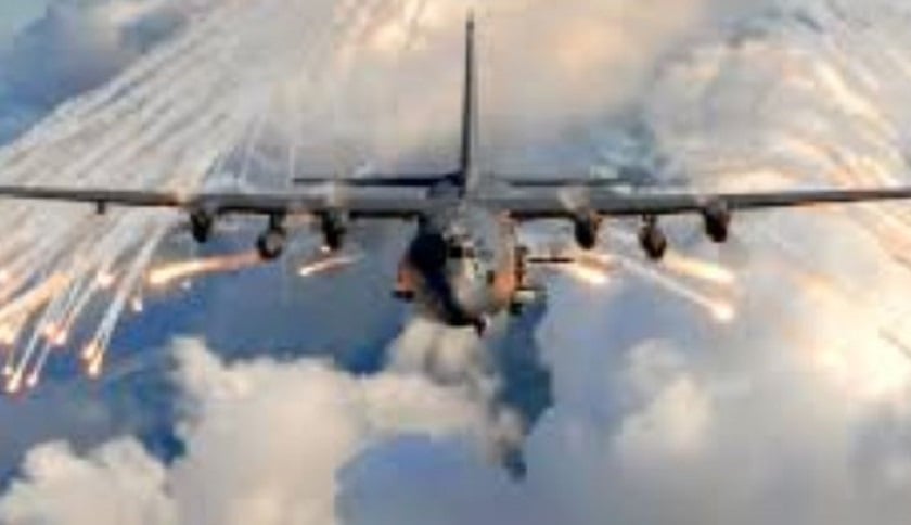यमनमा भिषण हवाई हमला,  ५० भन्दा बढी बन्दीहरु मारिए