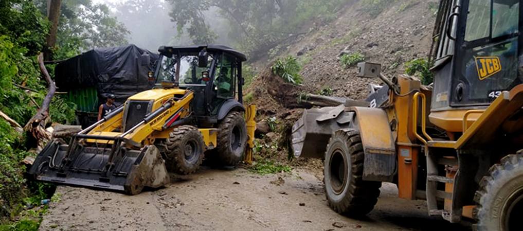 East-West highway and Siddhartha highway obstructed