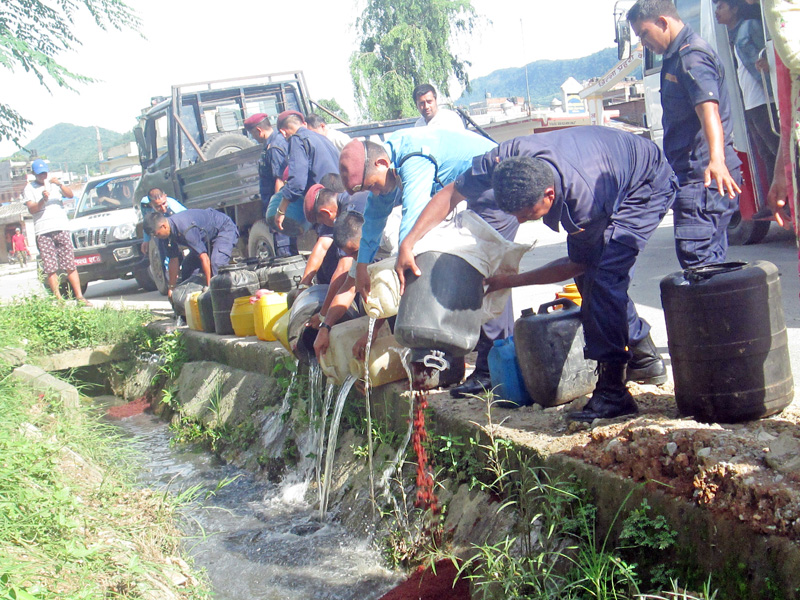 Police destroys 1200 litres of hooch