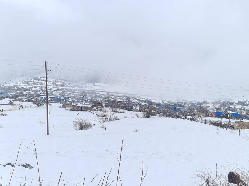 सोलुमा हिमपात : तीन दिनदेखि सिद्विचरण राजमार्ग अवरुद्ध