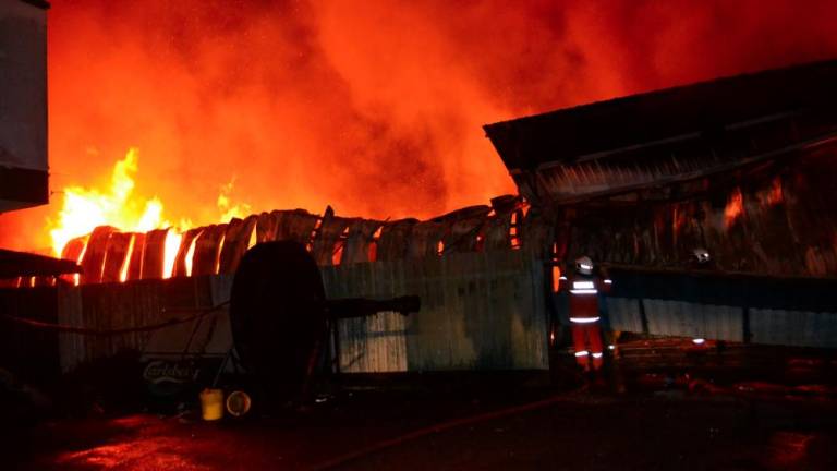 Eight killed in blaze at Bangladesh plastics factory