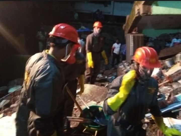 भारतको महाराष्ट्रमा तीन तले भवन भत्कियो, ८ को मृत्यु