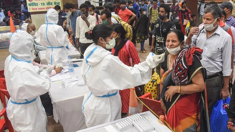India records highest single-day surge with 3,86,452 new COVID-19 cases