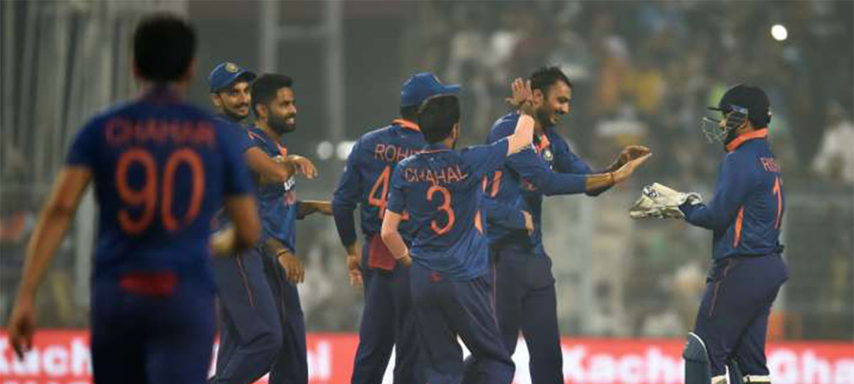 India thrashes New Zealand by 73 runs to sweep series