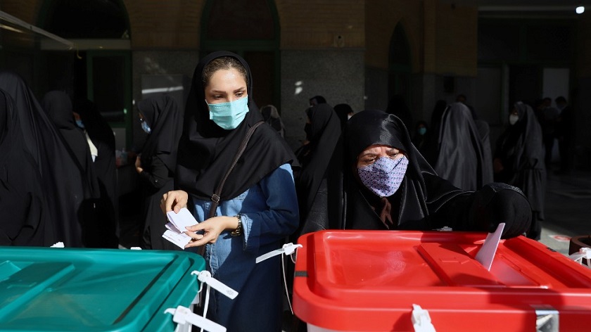 इरानमा राष्ट्रपतिका लागि मतदान शुरु, कट्टरपन्थी उम्मेदवारले जित्ने सम्भावना