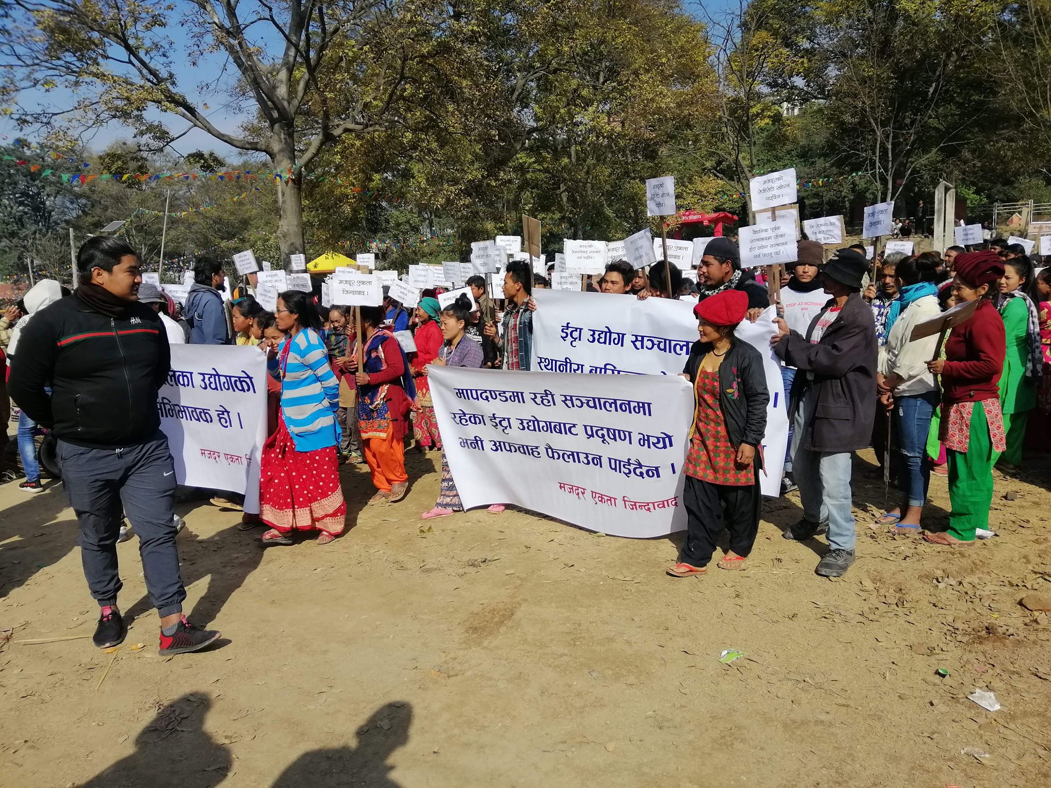   चन्द्रागिरीमा सञ्चालित इट्टा भट्टाको मजदुर आन्दोलित