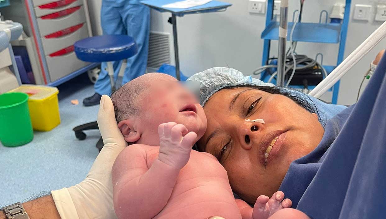 नर्भिक आईभीएफमा ५५ वर्षकी महिलाले जन्माइन् सन्तान