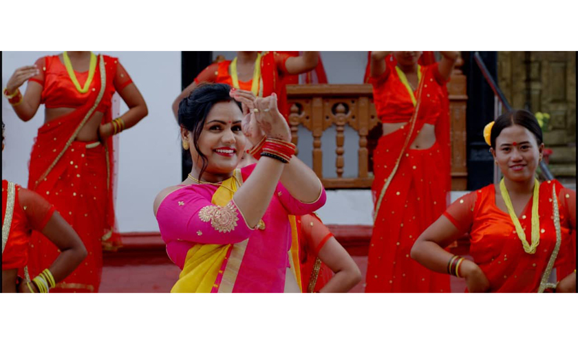 जुनुले ल्याइन् तीज गीत ‘तीज आयो बरिलै’