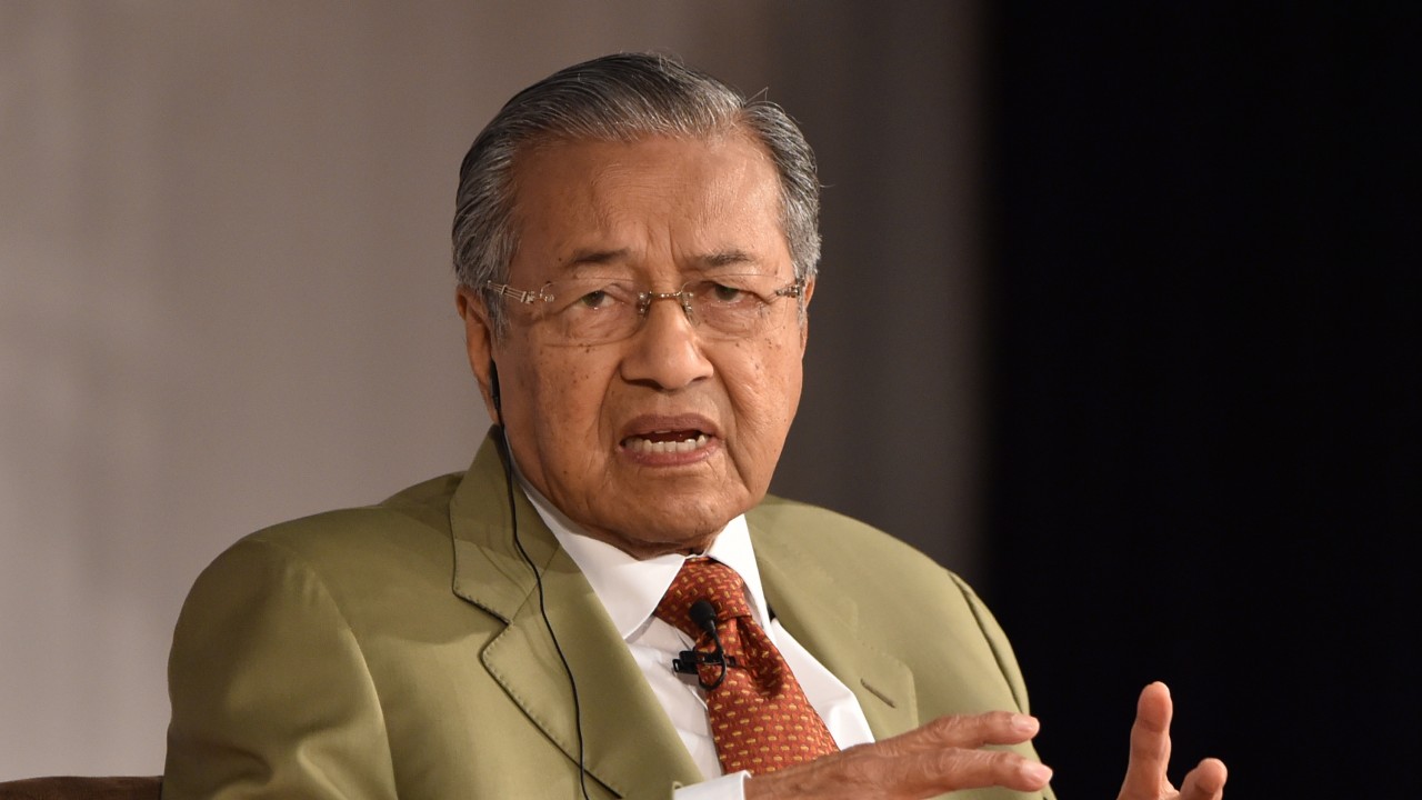 Malaysian PM Mahathir names core ministries in new gov't