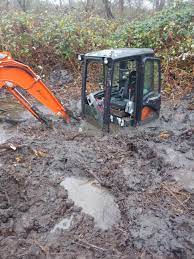 Dozer gets trapped in Marsyangdi River, operator rescued safely