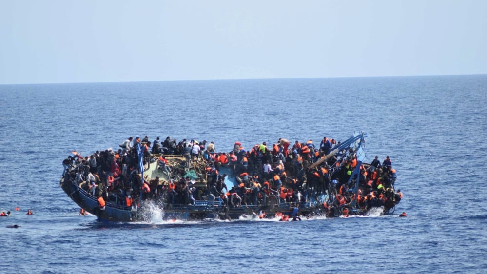 10 illegal migrants missing in boat capsizing in NW Turkey