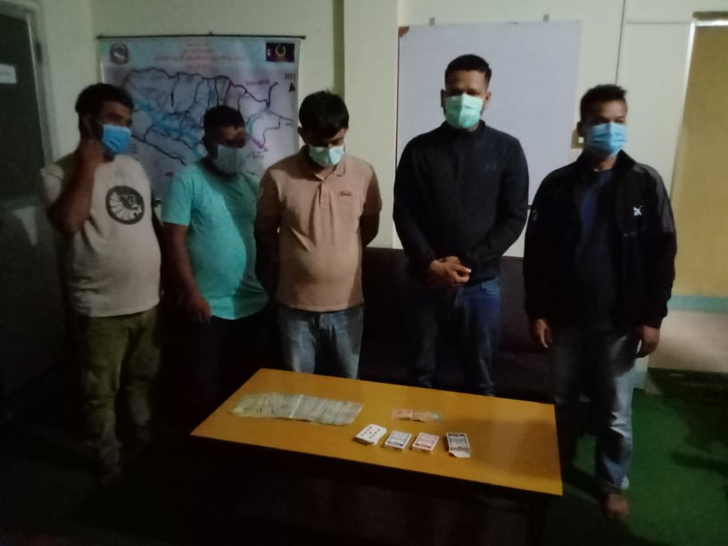 दाङमा ५ जना जुवाडे पक्राउ