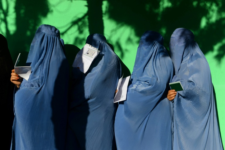 अफगानिस्तानको निर्वाचनमा १३० भन्दाबढी हताहत