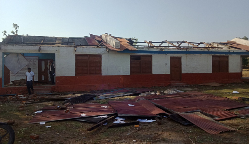 कैलाली कञ्चनपुर हुरी: २ हजारभन्दा वढी घरमा पूर्ण क्षति