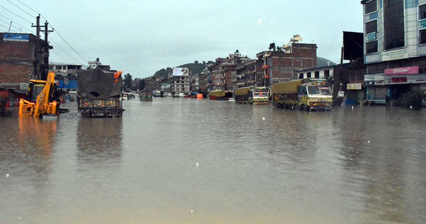   अरनिको राजमार्गमा वैकल्पिक मार्ग प्रयोग गरी ३५० सवारी साधनलाई गन्तव्यतर्फ पठाइयो