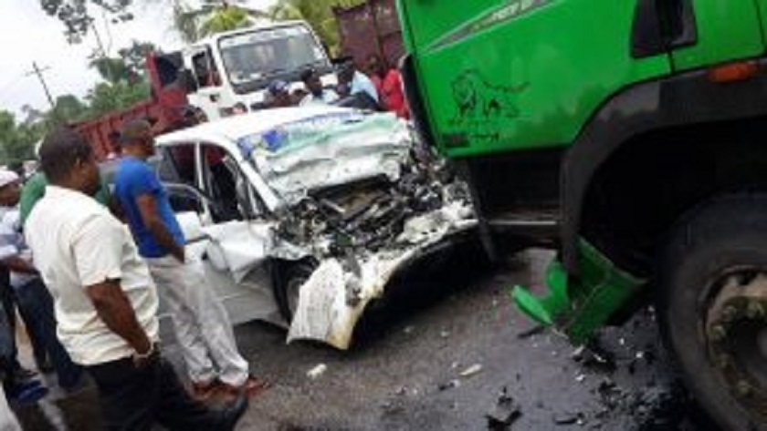 केन्यामा बस दुर्घटना, ४२ जनाको मृत्यु