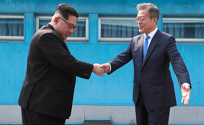 N. Korea offers to shut nuclear test site in May, invite US experts