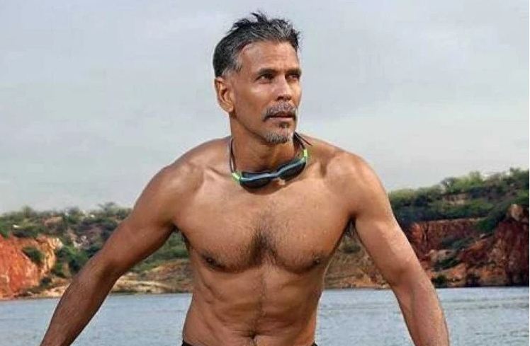 बलिउड अभिनेता मिलिन्द सोमनविरुद्ध उजुरी, यस्तो छ आरोप