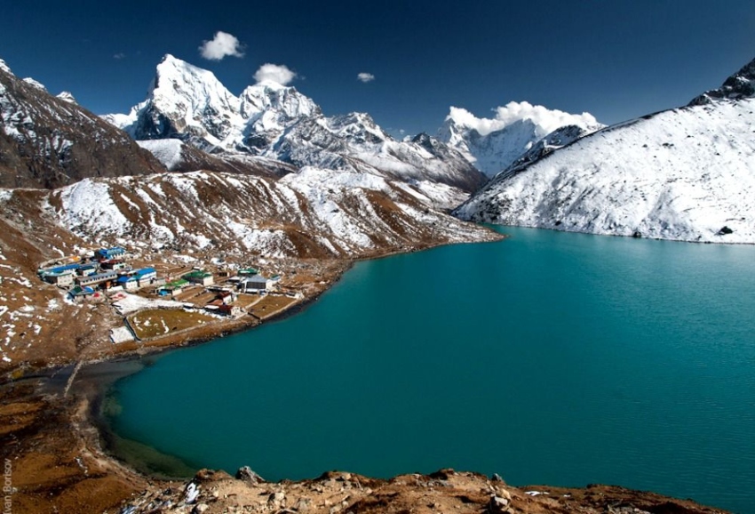 Four glacial lakes in Sankhuwasabha at risk of outburst, people urged to remain alert