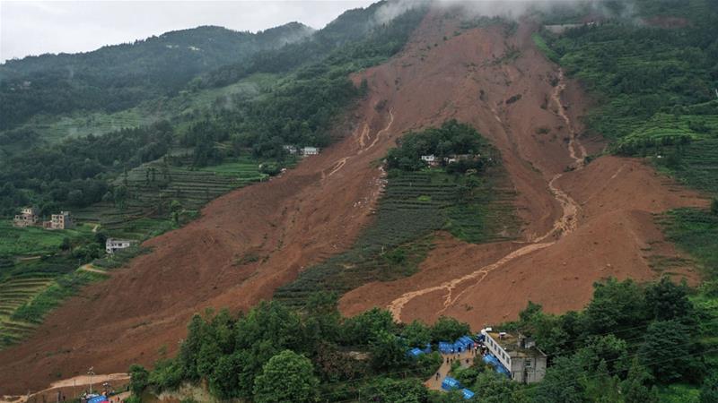 Landslide debris cleared in Narayangadh-Muglin road