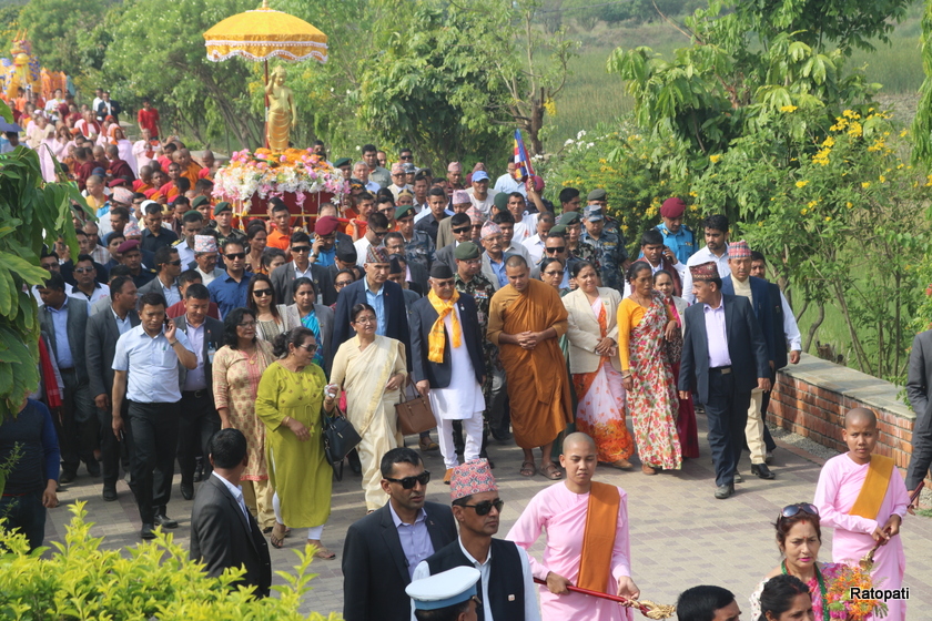 भीआईपीको उपस्थितिमा लुम्बिनी भम्रण वर्षको शुभारम्भ गरियो (फोटोफिचर)