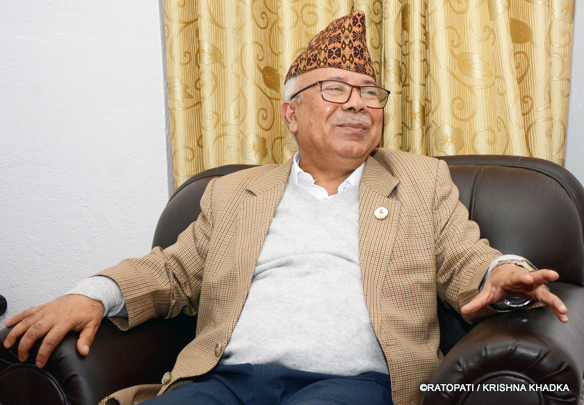 यही संविधानको जगमा टेकेर समाजवादको लक्ष्यमाः माधवकुमार नेपाल