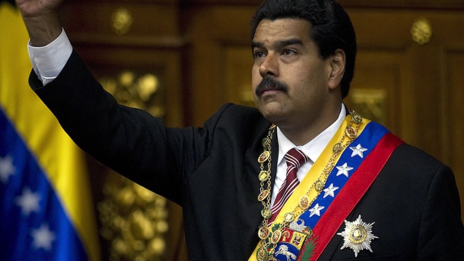 भेनेजुएलाका राष्ट्रपति मदुरोले दिए १०० सांसदलाई माफी