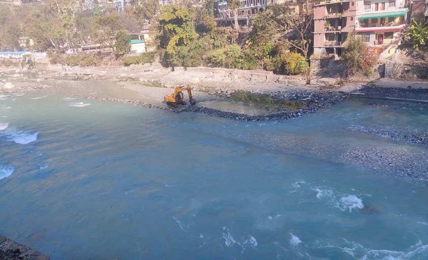 महाकालीमा संयन्त्र बनाएर मात्रै तटबन्ध निर्माण गर्ने नेपाल र भारतीय प्रशासनबीच सहमति