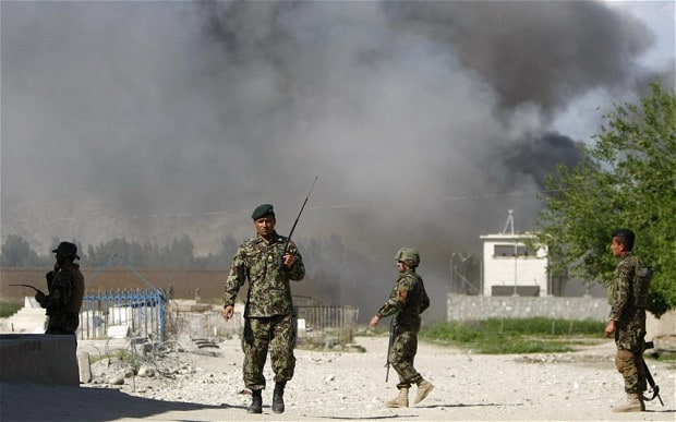 अफगानिस्तानमा हिंसा भड्कियो,  ५९ सुरक्षाकर्मी र १६ तालिबान मारिए