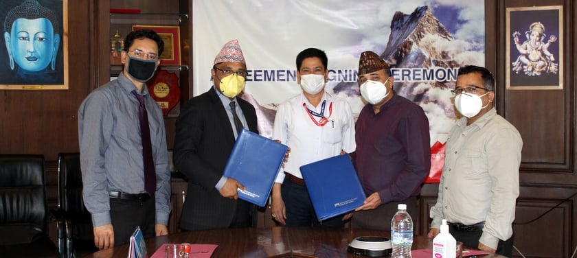 माछापुच्छ्रे बैंक र नेपाल चिकित्सक संघ बीच सम्झौता सम्पन्न