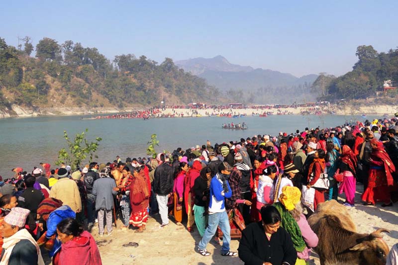 Pilgrims throng Devghat Dham on Shrawan's first Monday