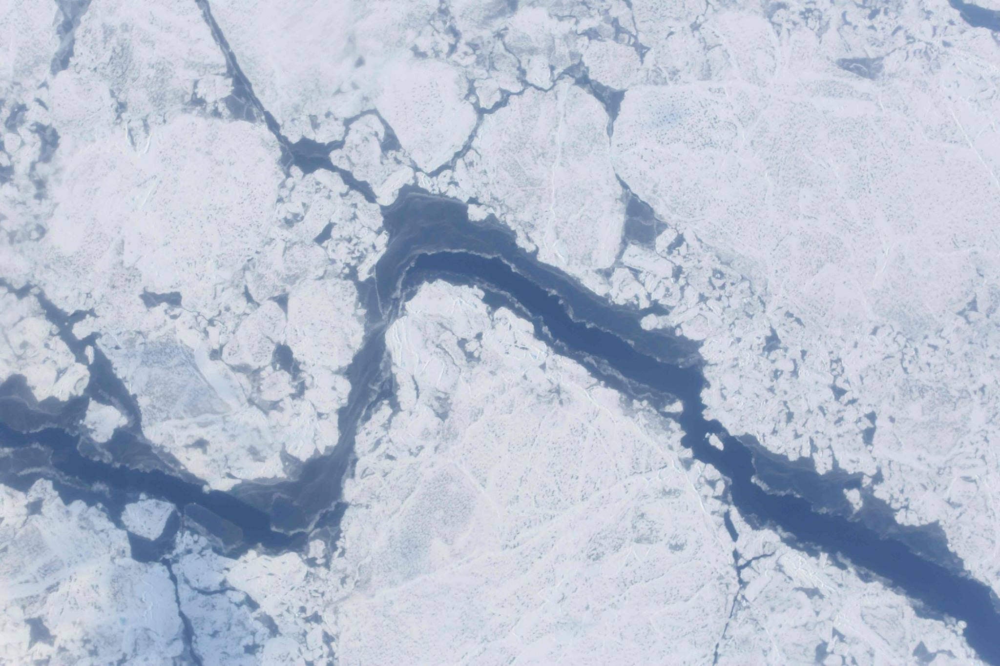 सन् २०४४ सम्म आर्कटिक महासागरका सबै हिँउ पग्लिनेछ : अध्ययन