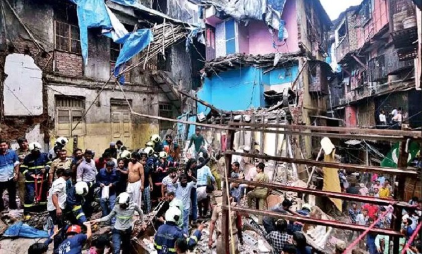 मुम्बईमा घर भत्किँदा १४ जनाको मृत्यु