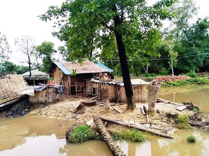 उठिबास हुने चिन्तामा डोम समुदाय, घर निर्माण अधुरै