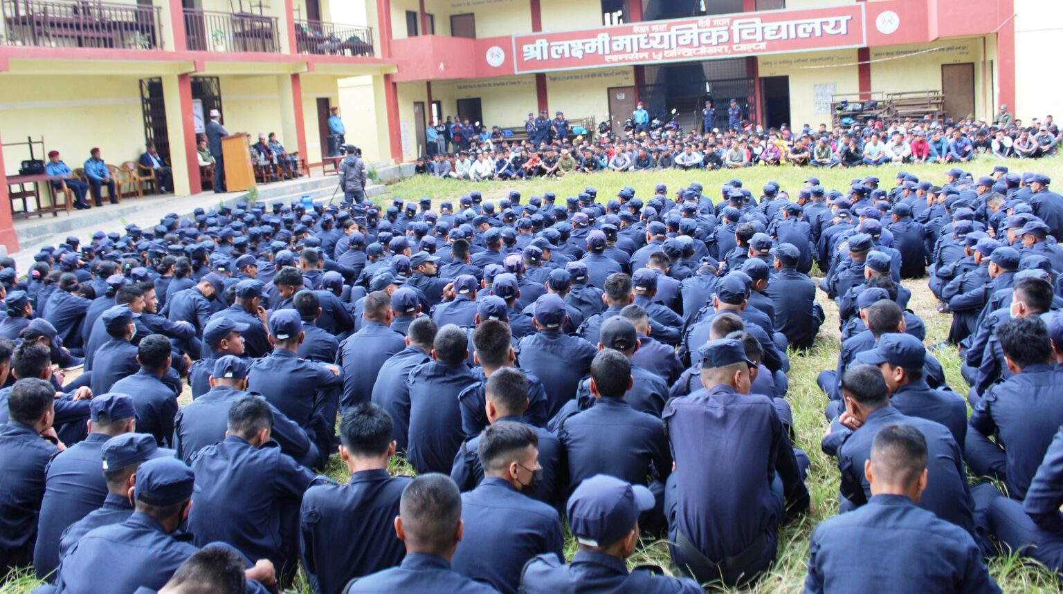 पाल्पामा १२ सय म्यादी प्रहरी निर्वाचन सुरक्षामा खटिँदै