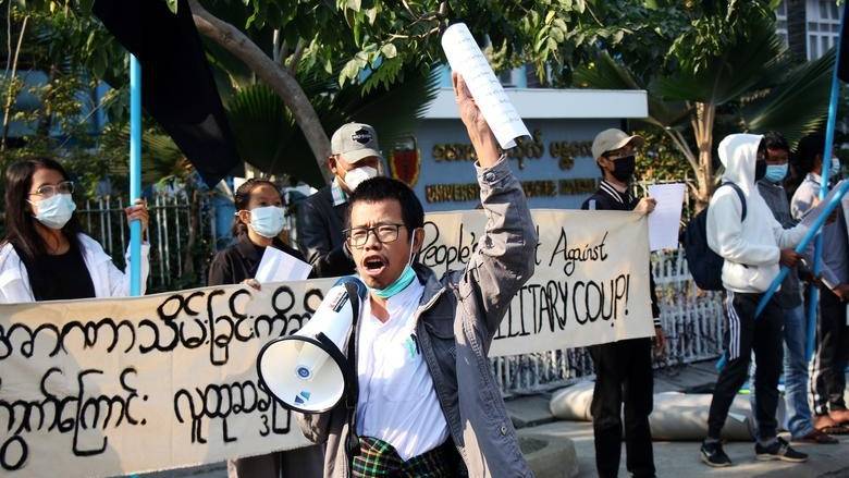 Myanmar frees more than 600 detained in coup protests: prison official