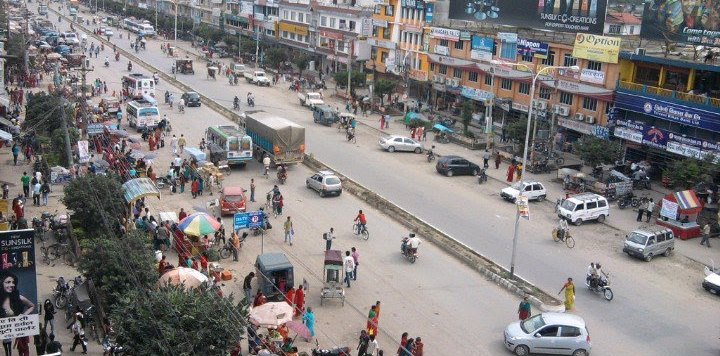 नारायणगढका दुई स्थानमा शंकास्पद वस्तु फेला: यातायात अवरुद्ध