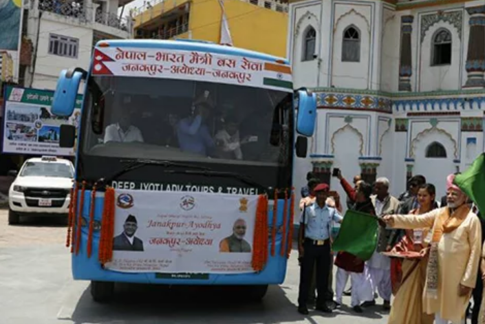 नेपाल–भारत मैत्री बस तस्करीका सुरक्षित माध्यम