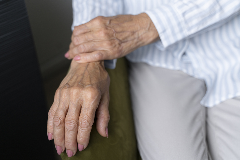 वृद्धवृद्धाले असामान्य व्यवहार देखाए अल्जाइमर हुन सक्छ