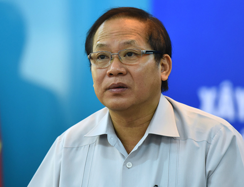 Vietnamese information minister suspended