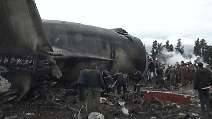 257 dead as military plane crashes in Algeria